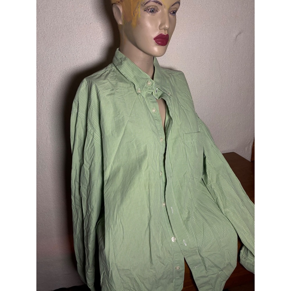 IZOD Button Down Shirt Mens M Green Gingham Excellent Long Sleeve Pocket